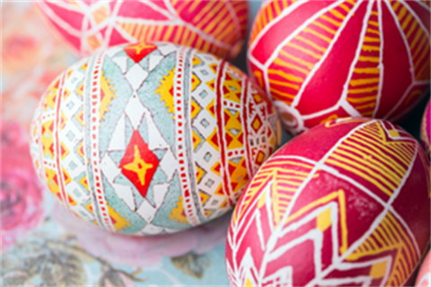 School-Holiday-egg-painting-website-tile-300x200.png