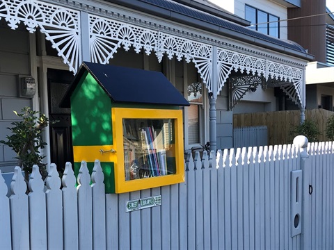 Street Library - North Street 