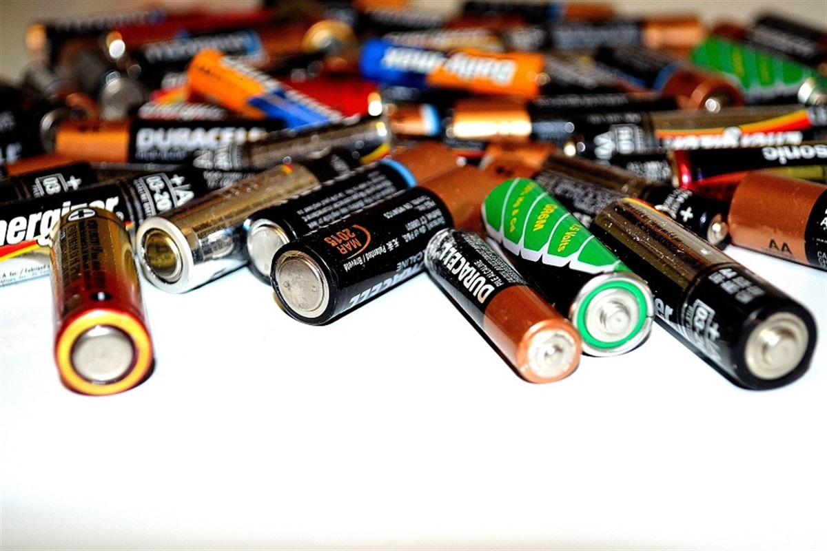 Handling and disposal of household batteries Maribyrnong