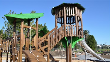 Footscray Park playground under construction