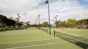 Hansen Reserve Tennis Courts