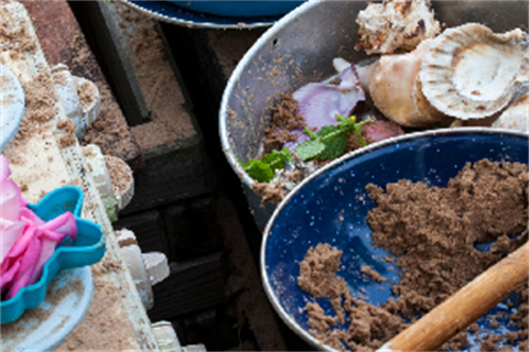 Messy Play Day Pic website