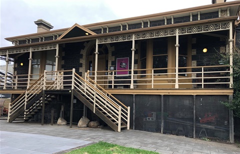 Henderson-House.jpg