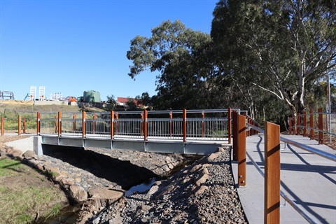 Stony-Creek-Pedestrian-Footbridge_Opencities.jpg
