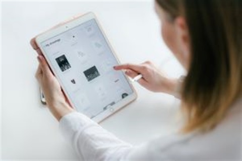 ipad .jpg