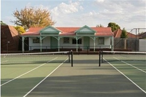 Maidstone-Tennis.jpg