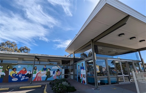 Maribyrnong-Community-Centre 300x200.jpg