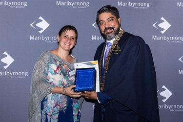 Mayor Cr Pradeep Tiwari presents Reed Sweid of The Chestnut Tree with the Enterprise Maribyrnong Award for Innovative Business