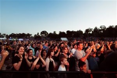 Footscray Park Crowd